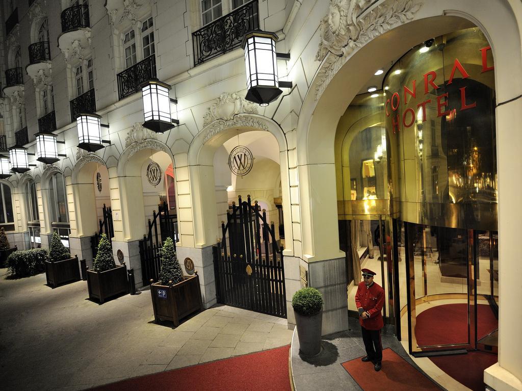 בריסל Steigenberger Icon Wiltcher'S מראה חיצוני תמונה Entrance to the hotel