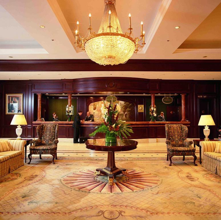 בריסל Steigenberger Icon Wiltcher'S מראה פנימי תמונה Lobby